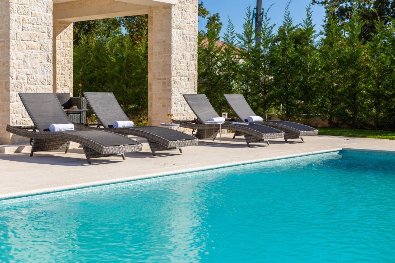 Villa Divine By Ilc Brtonigla Εξωτερικό φωτογραφία