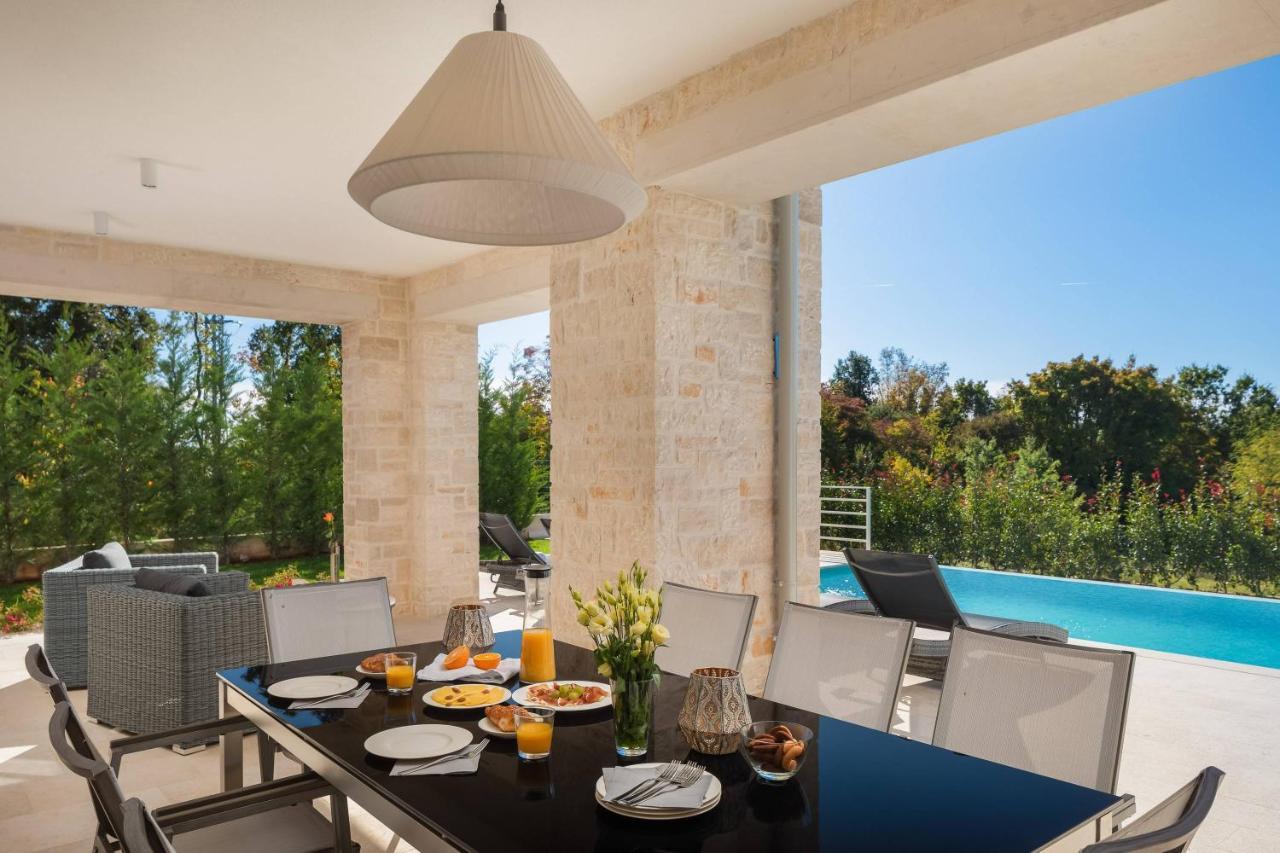 Villa Divine By Ilc Brtonigla Εξωτερικό φωτογραφία